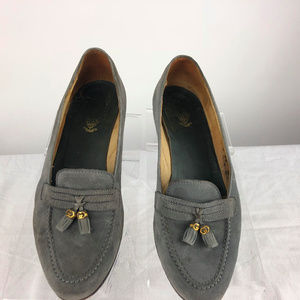 Vintage Gucci Gray logo tassel heeled loafers 36
